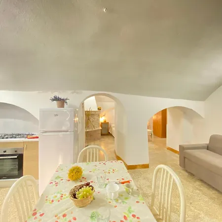 Dimora Cantalupi Centro Storico Apartment